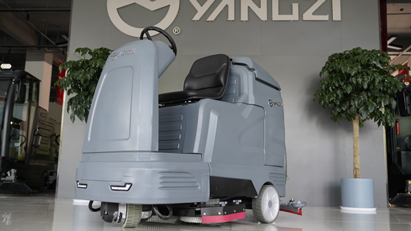 不同型號洗地機都有什么作用?