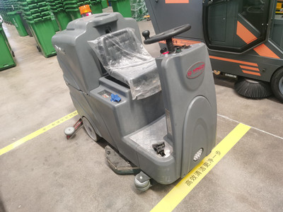 全自動(dòng)洗地機(jī) 全自動(dòng)洗地機(jī)