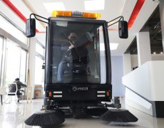 工業掃地機有哪些類型?怎么選擇